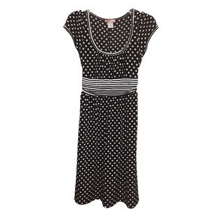 Short black polka-dotted dress